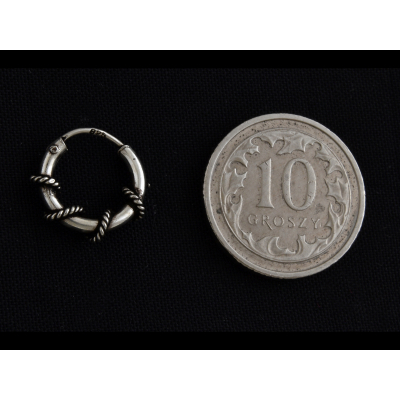 Kolczyk srebrny na chrząstkę małżowiny kn196 - 0,4g.