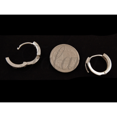Kolczyki srebrne kółka z cyrkoniami k1100 - 2,8 g.